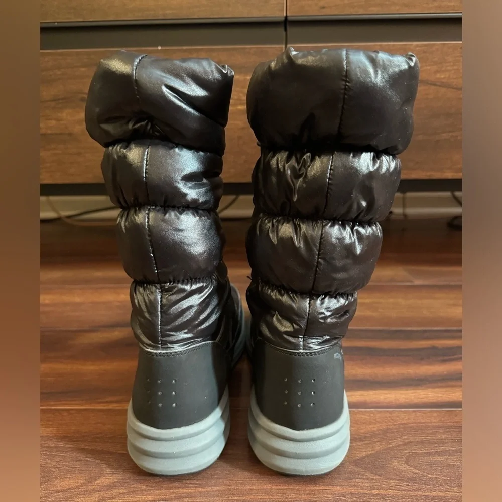 ROCKPORT Black Winter Lace-up Boots with Faux Fur Lining Size 9